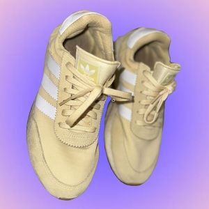 Adidas Boost Womens Casual Athletic Sneakers Size 9.5